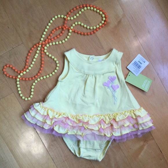 Petitlem Other - 🌼Sleeveless ruffle bodysuit NWT size 3months 🌼